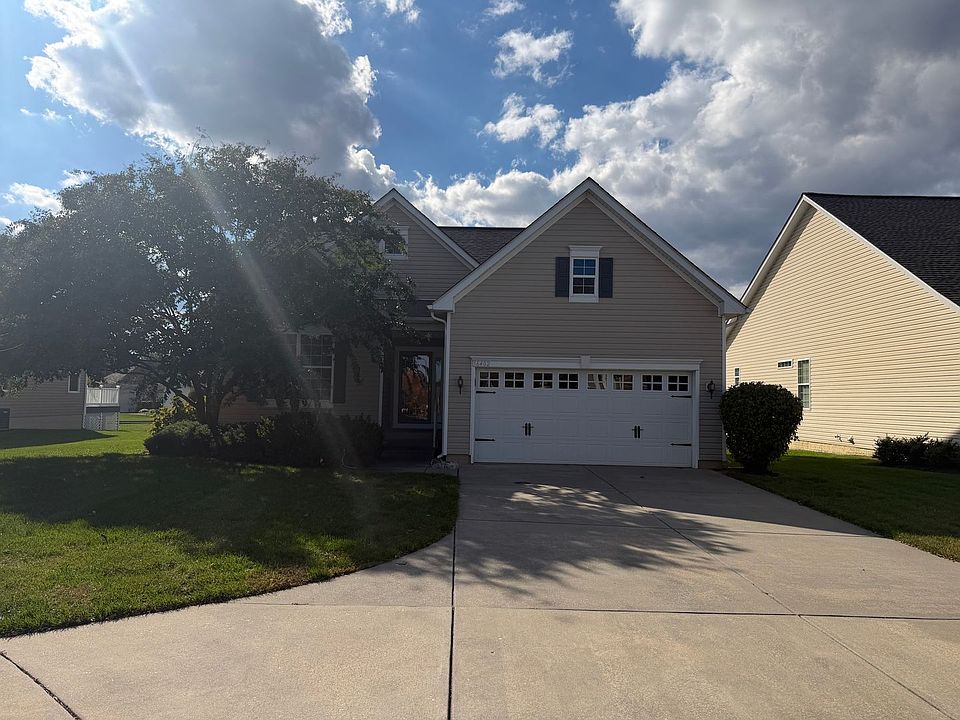 1st image of 16402 Corkscrew Ct