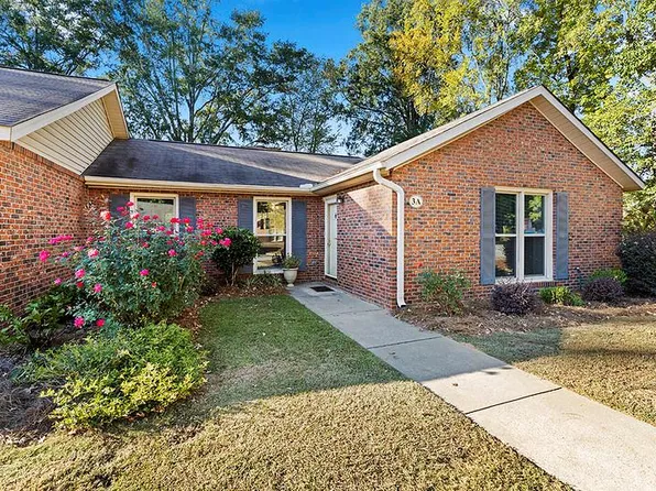 1291 Calhoun Rd APT 3A, Greenwood, SC 29649