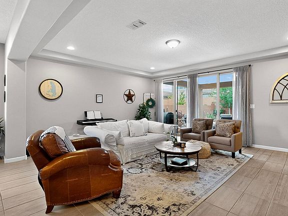 4th image of 4707 Viento Del Norte
