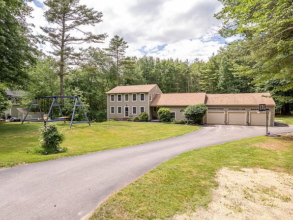 4th image of 11 Merrill Road