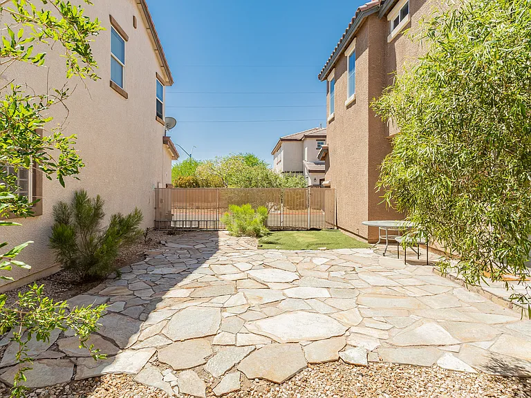 8611 Splendid Leaf Ct — Photo 42