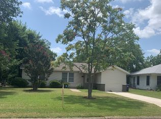 813 Emery St, Denton, TX 76201