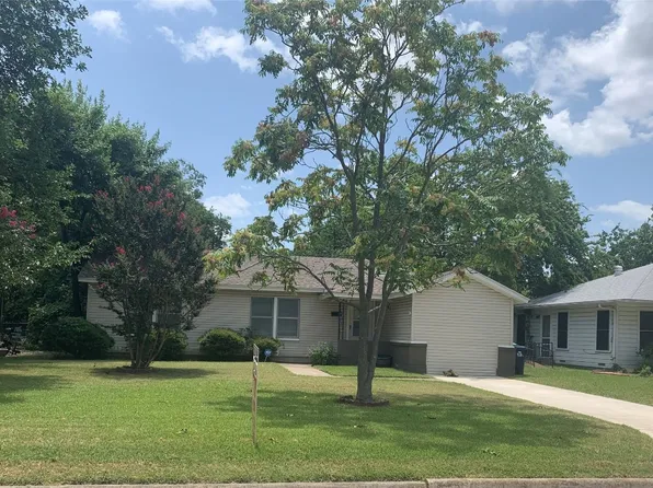 813 Emery St, Denton, TX 76201