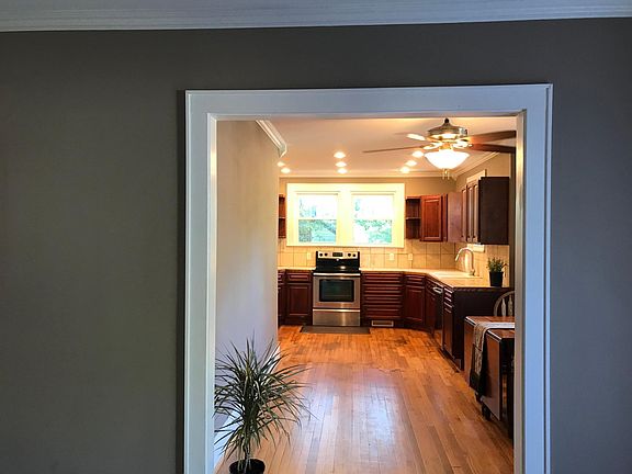 Kitchen and dining area