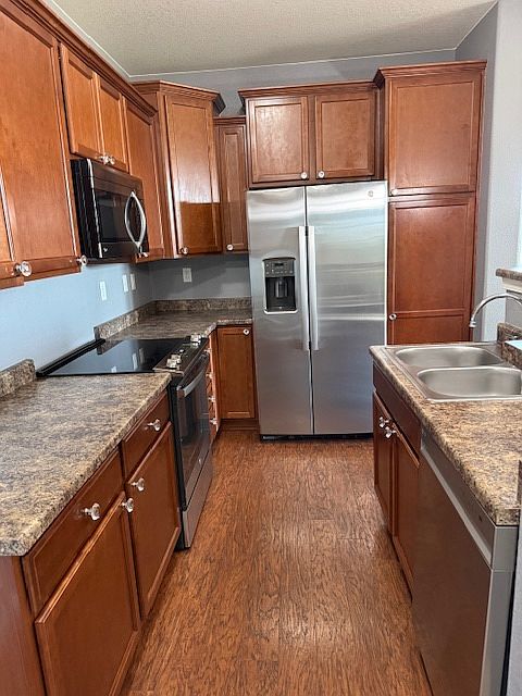 Kitchen w/ all new appliances