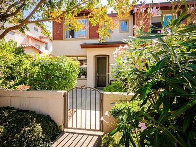 1126 Rosewalk Way, Pasadena, CA, 91103