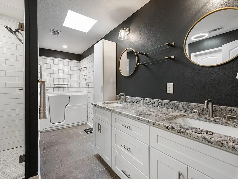 2907 Broadmoor Dr — Photo 35