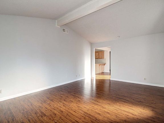 4th image of 1802 Urbana Way