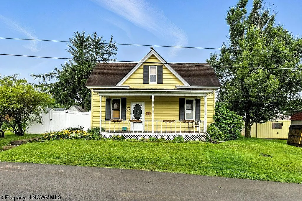 323 Monongahela Ave photo 1