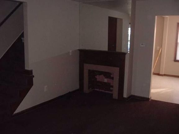 4th image of 535-537 Woodbury Ave