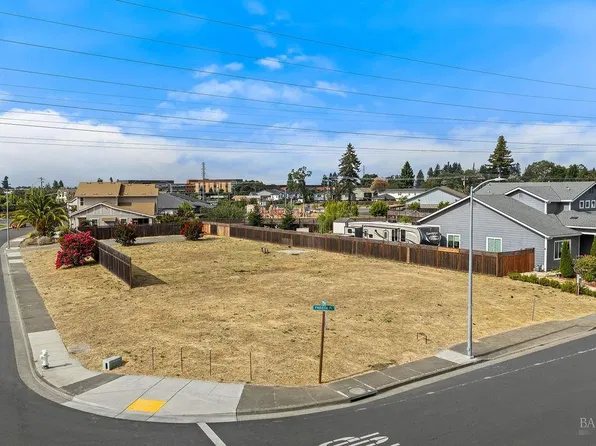 4645 Paulette Place, Santa Rosa, CA 95403