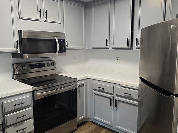 3rd image of 3934 60th St Unit 157