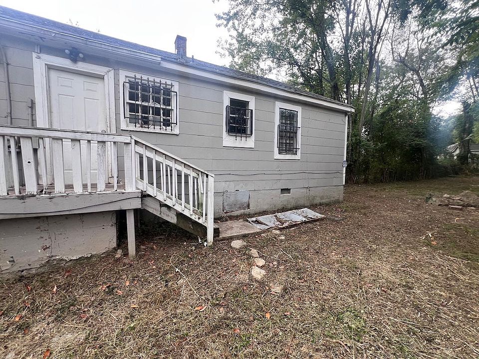 13th image of 3581 Rockwood Ave