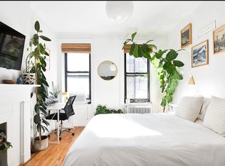 449 Grand St #3L, Brooklyn, NY