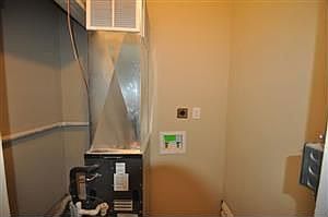 3rd image of 638 W Main St #1101