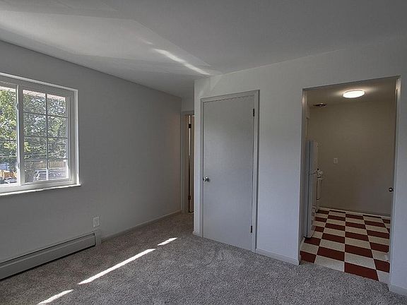 2nd image of 4126 Sibley Ave APT 7