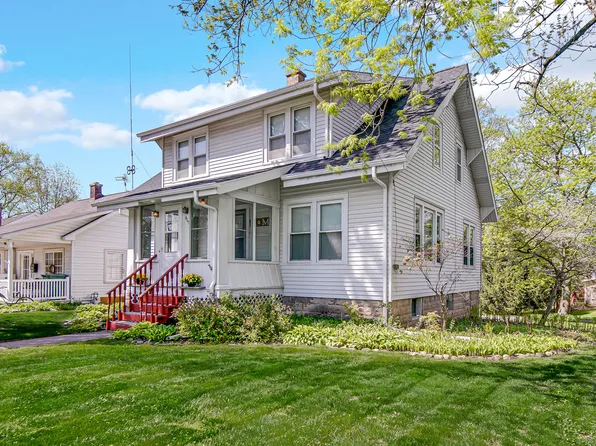 415 Elmhurst Ave, Valparaiso, IN 46385