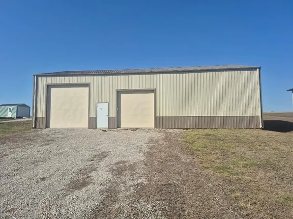 S 138 Lindberg Dr, Gallatin, MO 64640