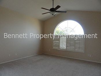 2nd image of 693 N Willow St