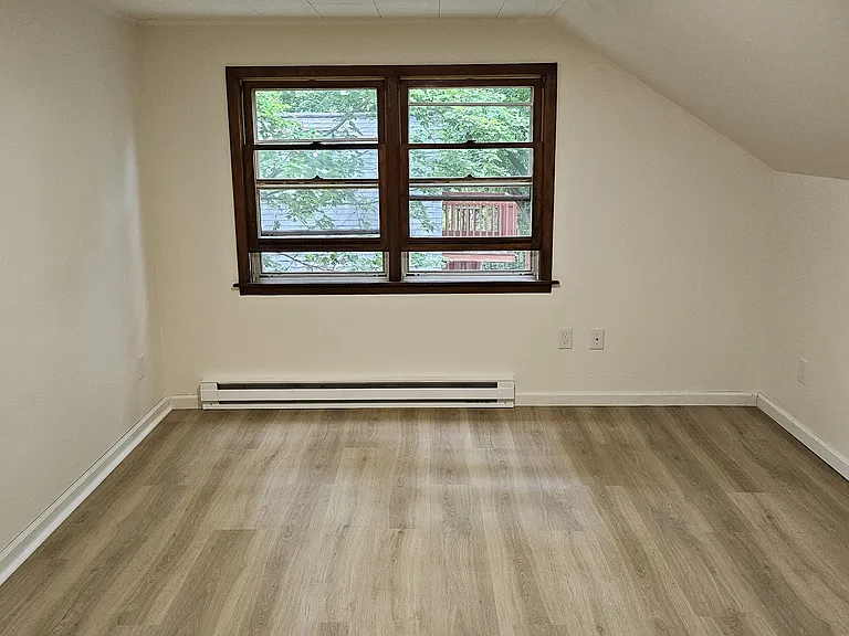811 Washington Ave #2 — Photo 4