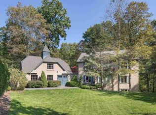 22 Buttonwood Ln, Rhinebeck, NY 12572