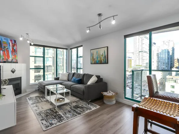 939 Homer St #1502, Vancouver, BC V6B 2W6