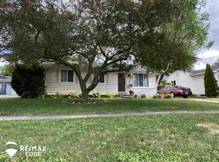 414 Hemlock Dr, Davison, MI 48423