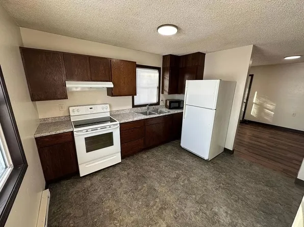 115 Elm St, Ringsted, IA