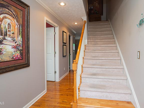 2nd image of 1723 Blakewood Ct #1723