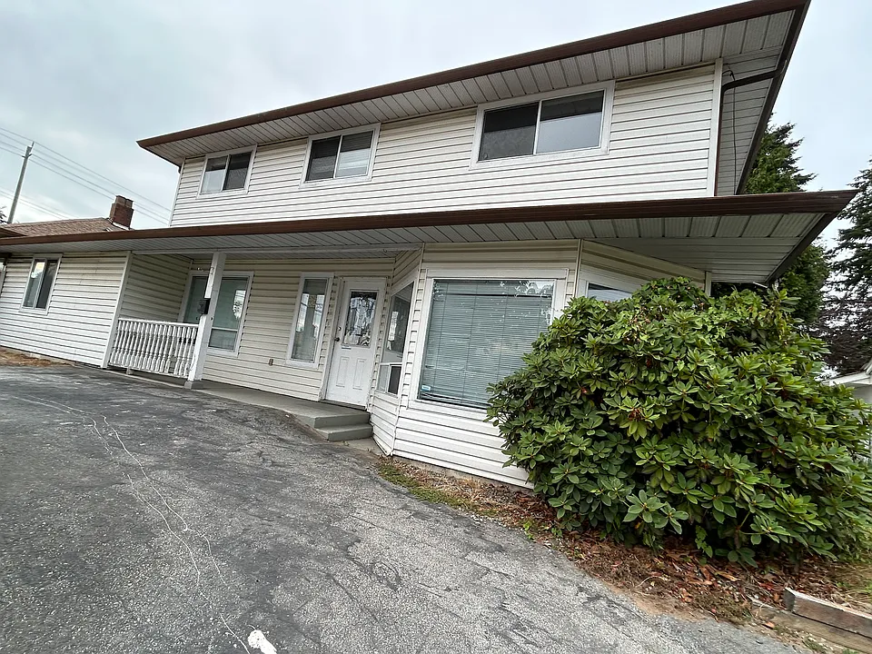 15615 24th Ave
