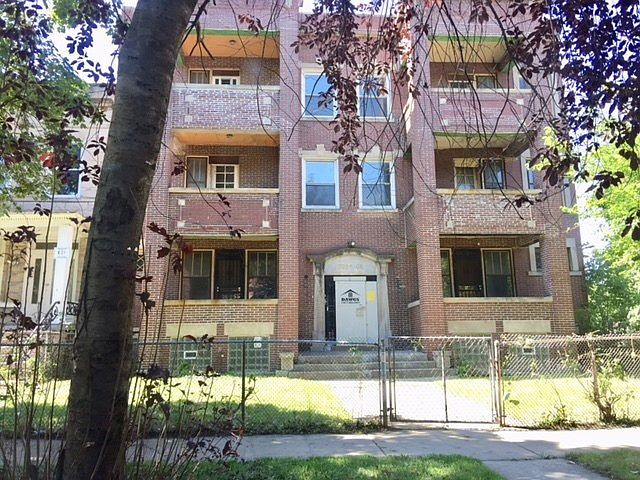 2nd image of 7204 S Emerald Ave