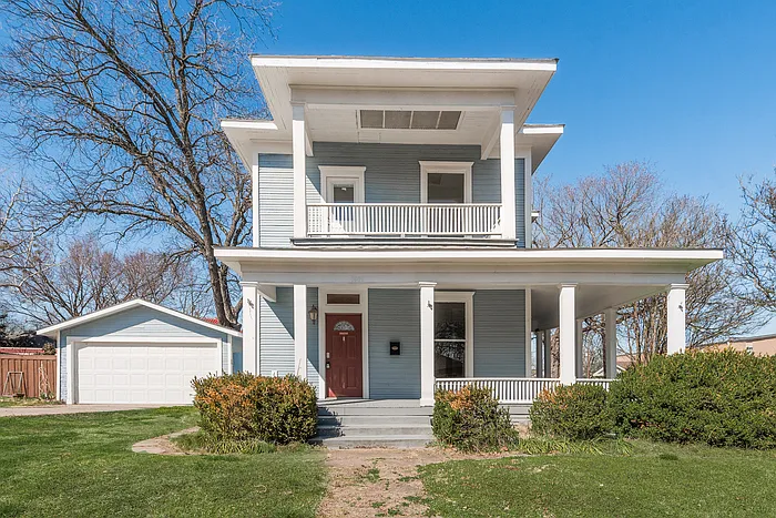 1400 Ash St — Photo 1