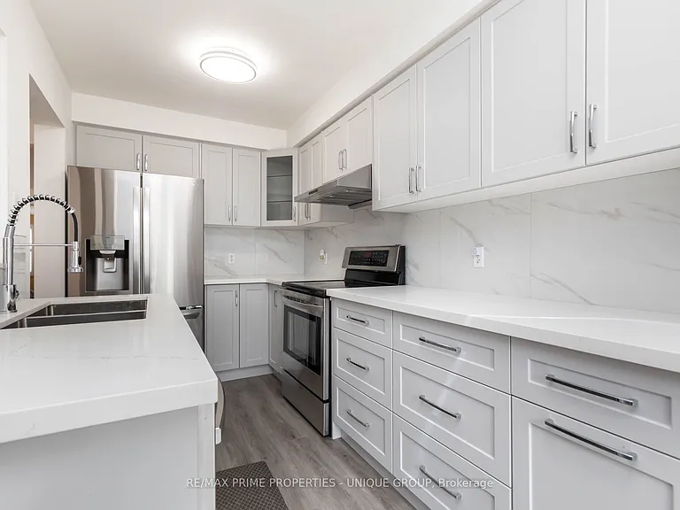 25 Pine Gate Pl — Photo 11