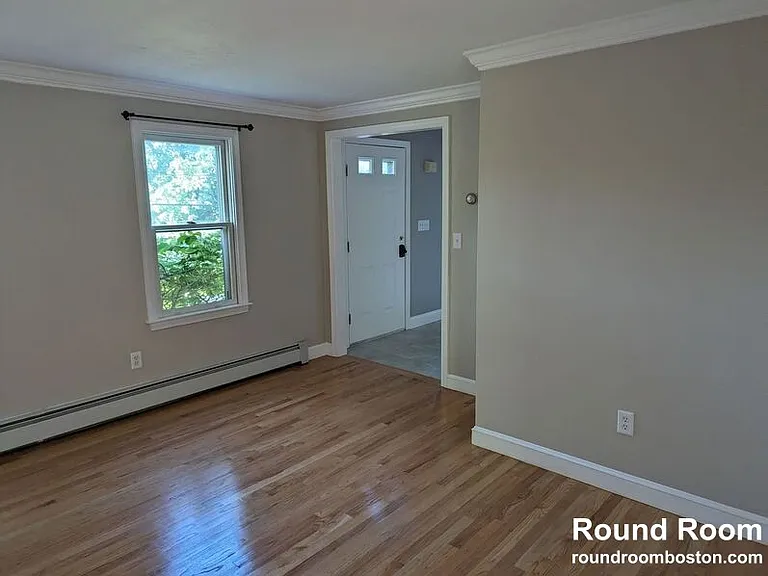 202 Dale St #20 — Photo 9