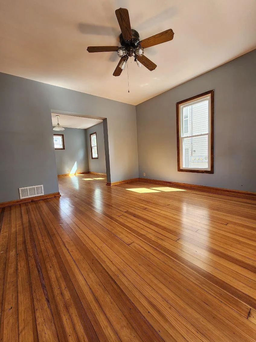 4 bed, 1585 sqft, $1,500 — Photo 3
