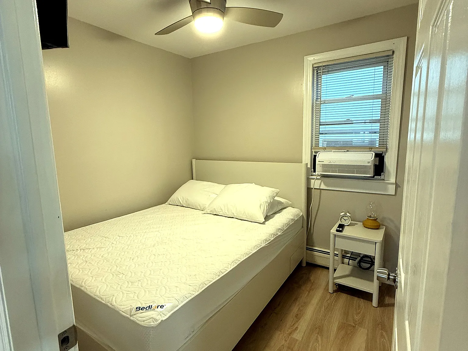 2 bed, $1,950 — Photo 3