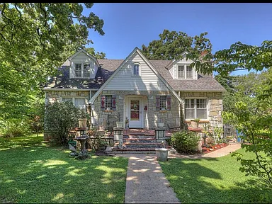 620 Oak Ridge Dr — exterior photo