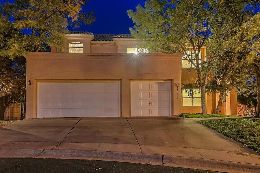 1st image of 11329 Woodmar Ln NE