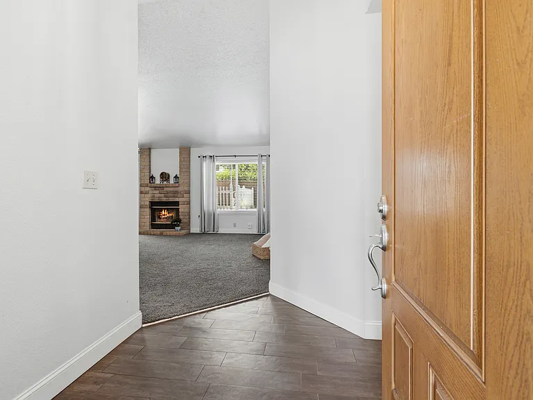 301 Goldrun Dr — Photo 21