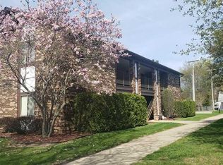 29932 Utica Rd, Roseville, MI 48066