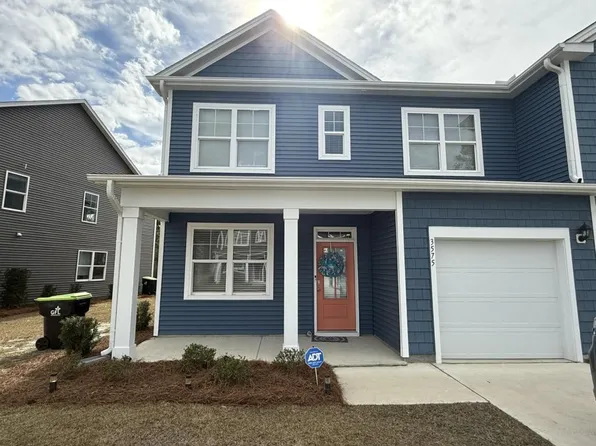 3575 Roseblossom Dr, Leland, NC 28451