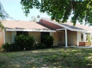 1413 Hollyhock Ave, Escondido, CA 92027