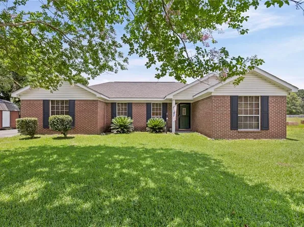 5665 Orchard St, Satsuma, AL 36572