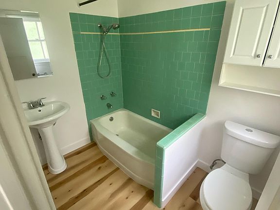 Full Bath