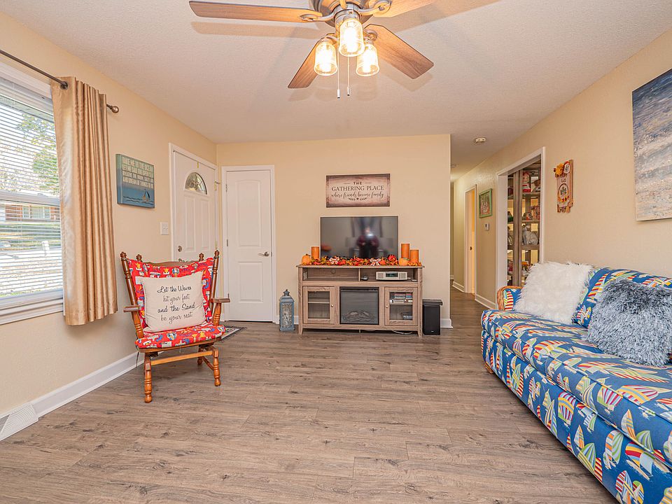 21 Beuth Pl, Moberly, MO 65270 Zillow