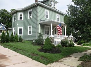 93 Haseltine St, Haverhill, MA 01835