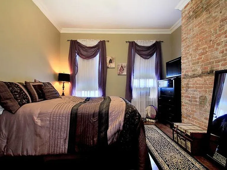 403 Adams St #4 — Photo 4