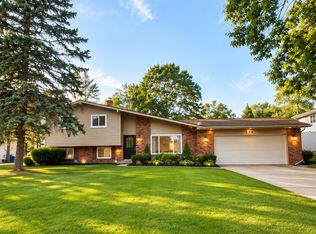 226 Ruppert St, Commerce Township, MI 48382