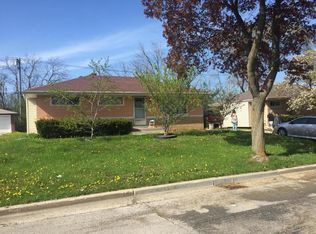 9000 W Custer Ave, Milwaukee, WI 53225