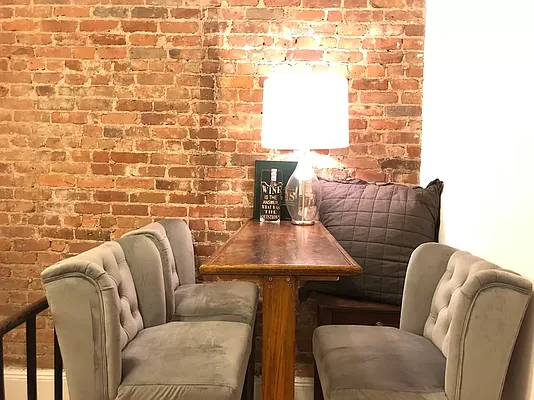 Rented by LJ Sloane Management | media 26